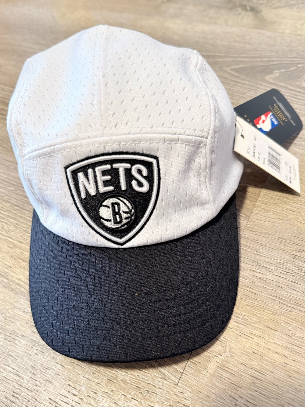 Team Pro Standard NBA Brooklyn Nets Hat With Leather Strap